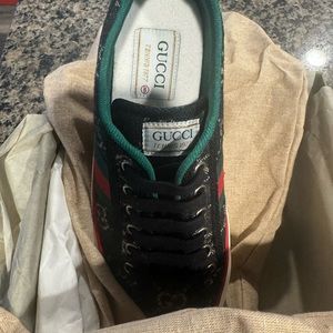 Gucci Sneakers
